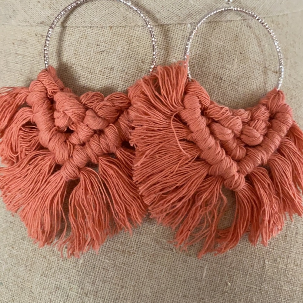 Pink Boho Knot Fringe Macrame Hand Woven Earrings - Picture 2 of 2